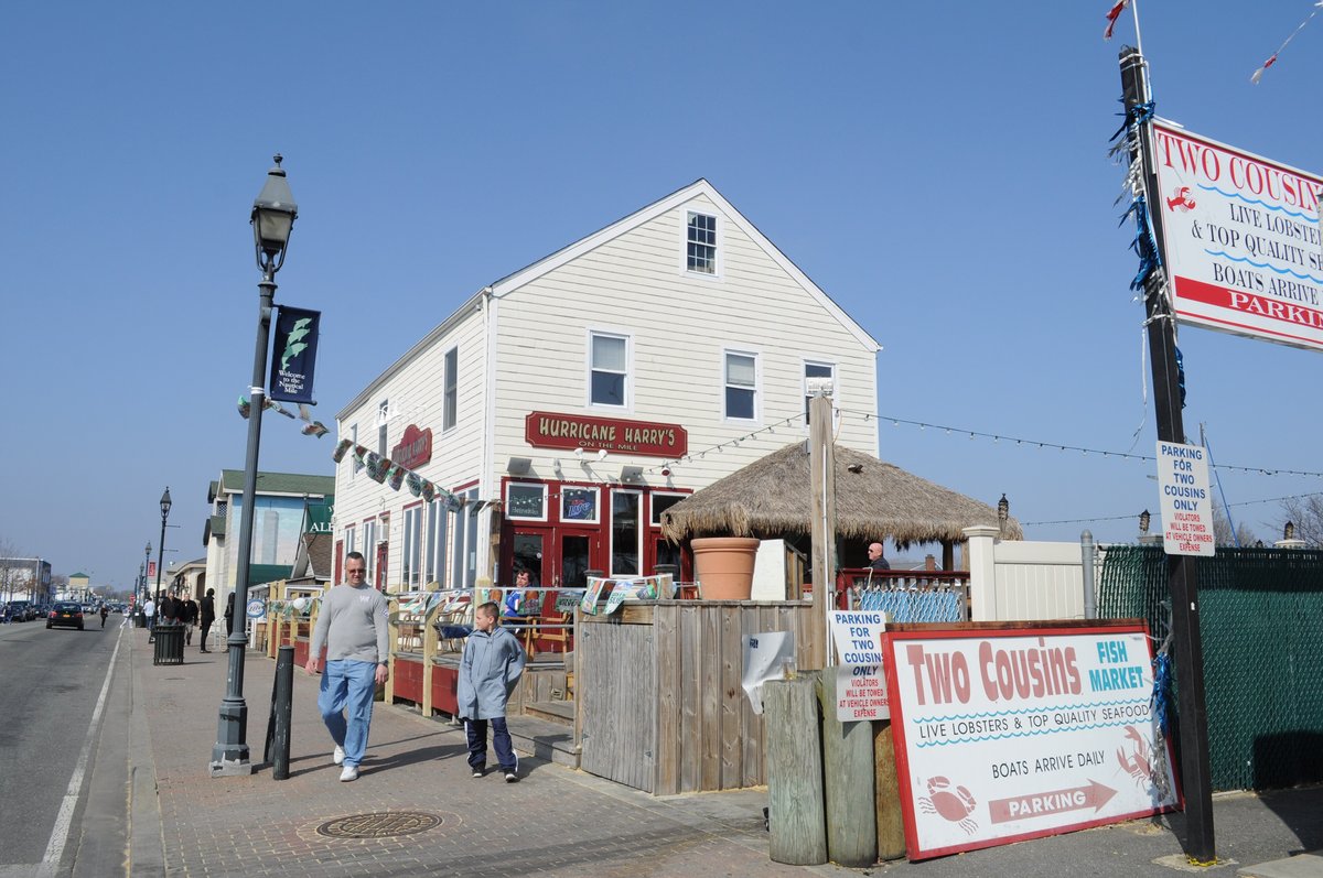 Nautical Mile waterfront district, NY - File:Freeport, NY Nautical Mile 050.jpg - Wikimedia Commons