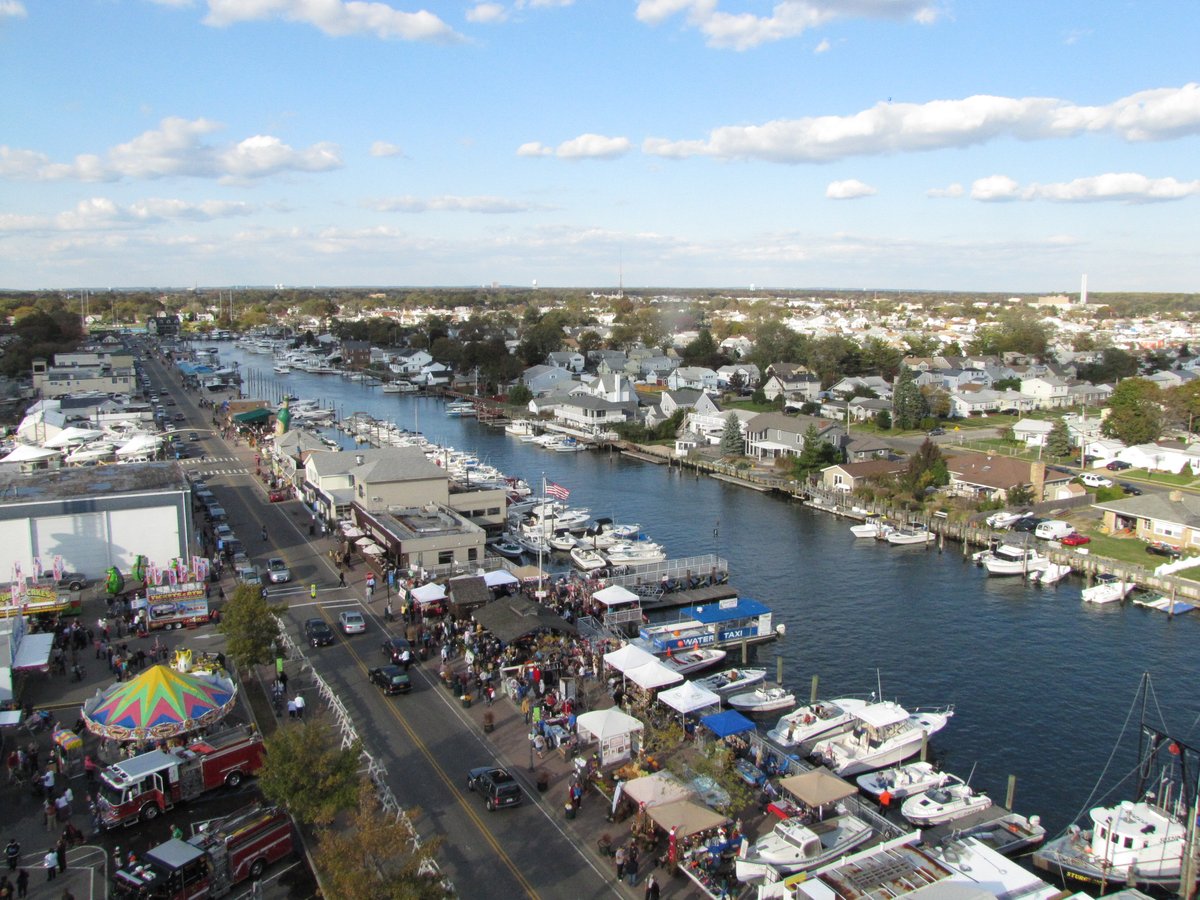 Nautical Mile waterfront district, NY - A Visitor's Guide to The Nautical Mile in Freeport